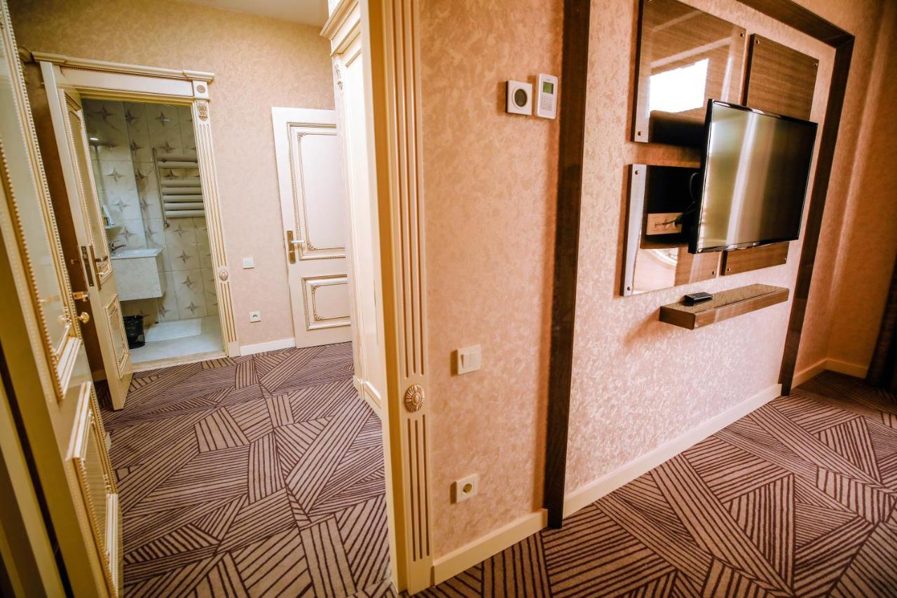Krone Hotel Baku Luaran gambar