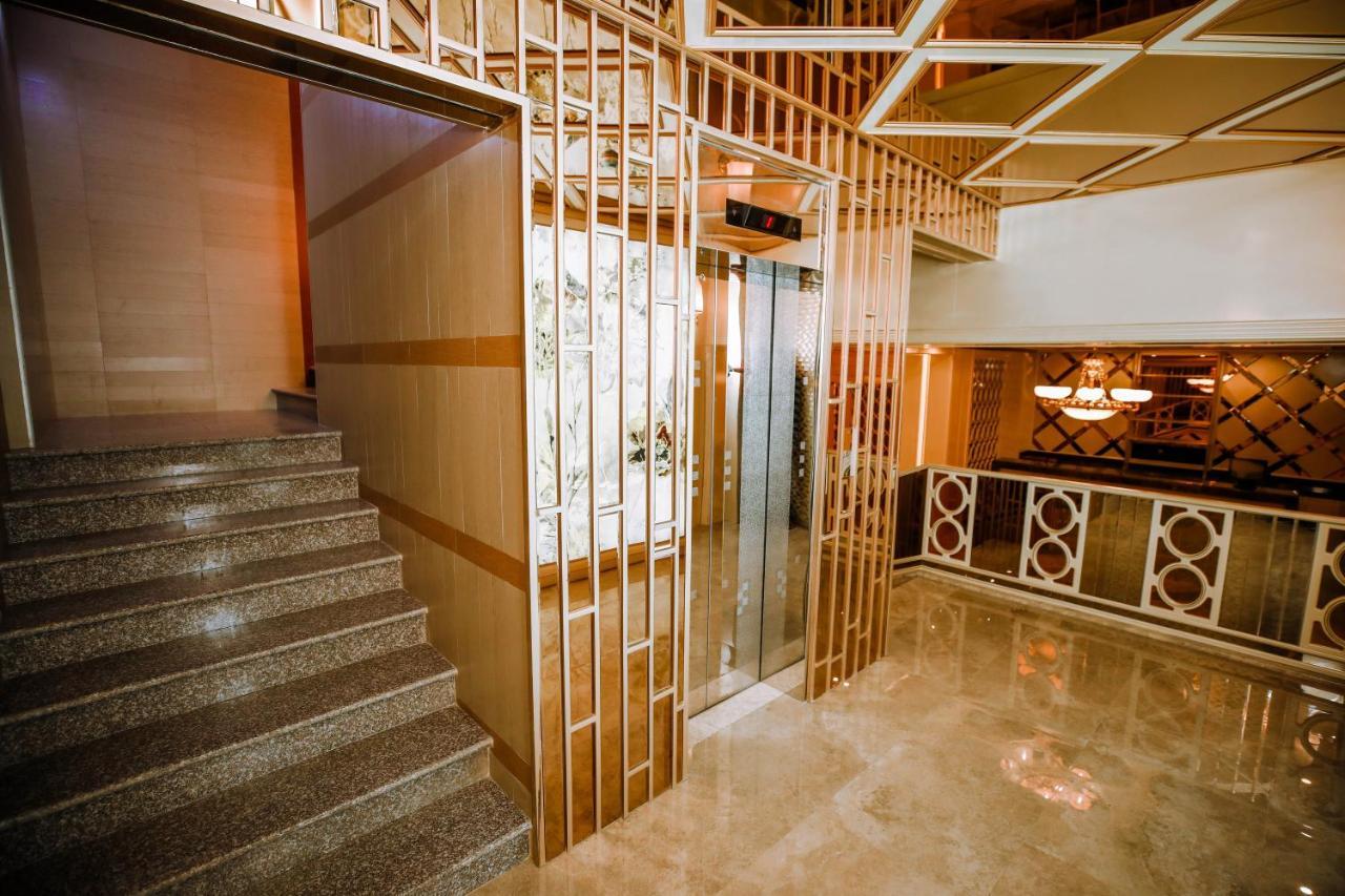 Krone Hotel Baku Luaran gambar