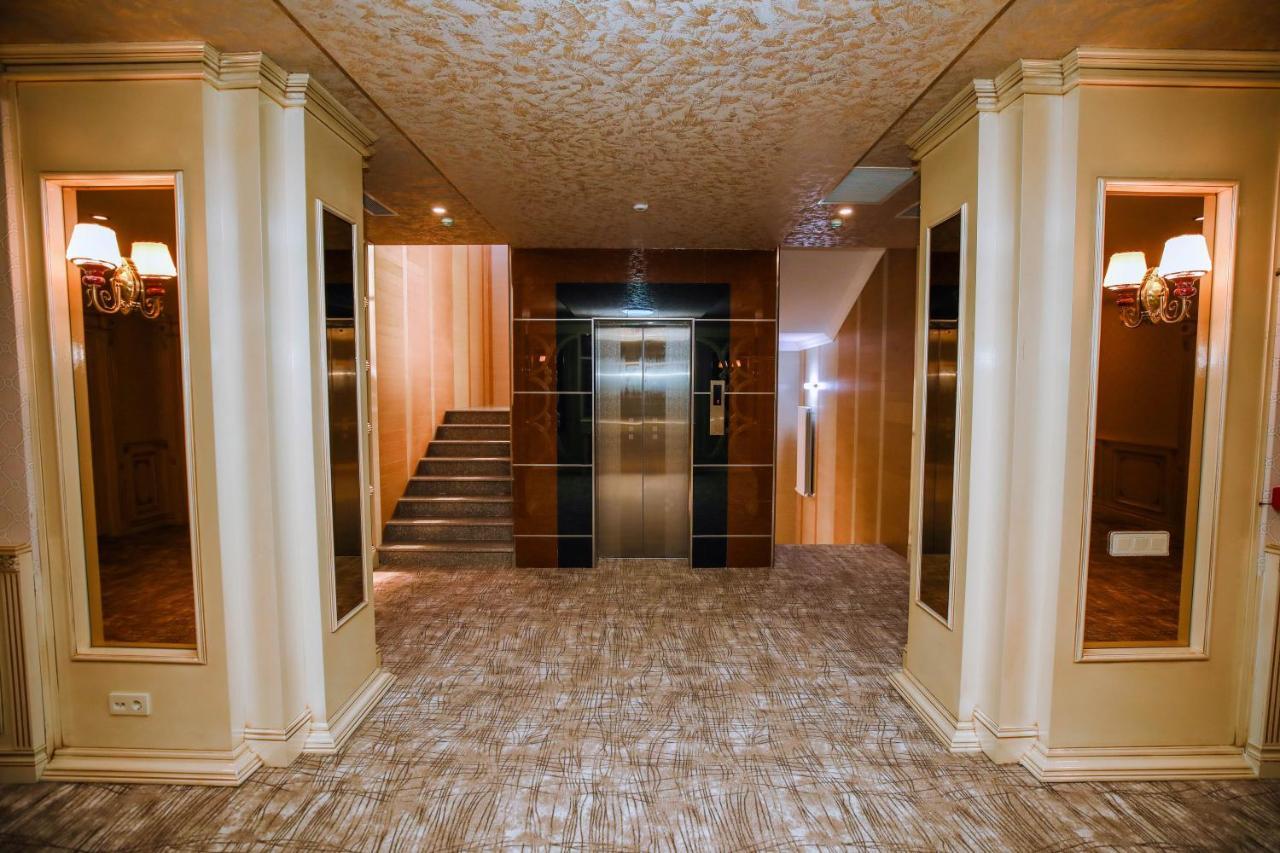 Krone Hotel Baku Luaran gambar