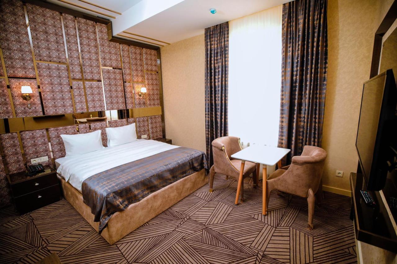 Krone Hotel Baku Luaran gambar