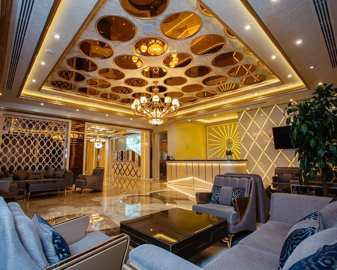 Krone Hotel Baku Luaran gambar