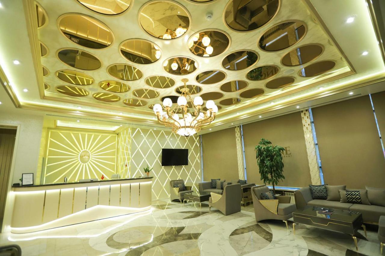 Krone Hotel Baku Luaran gambar