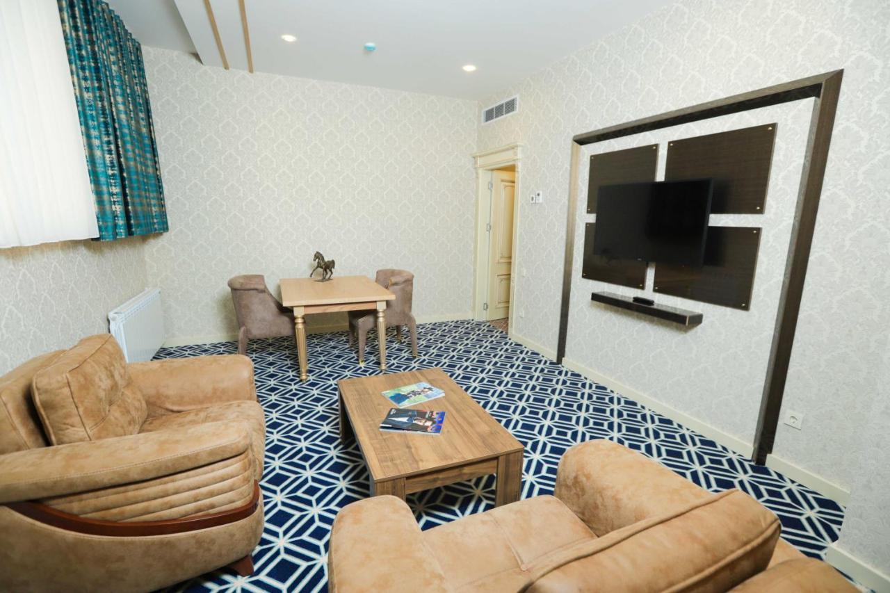 Krone Hotel Baku Luaran gambar